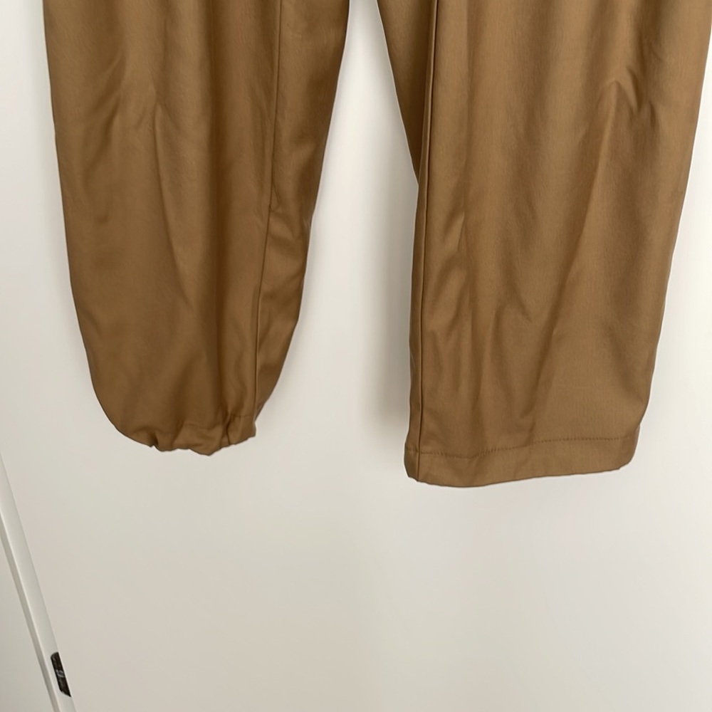 Set (jacket & pants) - Picture 4 of 13